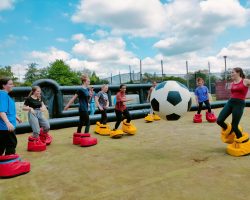 activité originale big foot pour enfants en normandie proche d'evreux et dreux